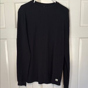 Vuori Black Long Sleeve Crew Neck Tee